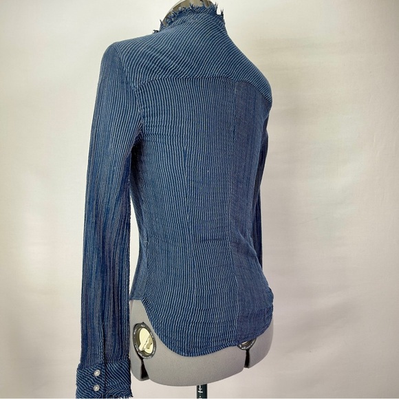 BDG Urban Outfitters Women’s Ruffle Front Button Down Gauze Top Size XS - Picture 4 of 10